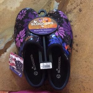 Women’s size 10 sloggers